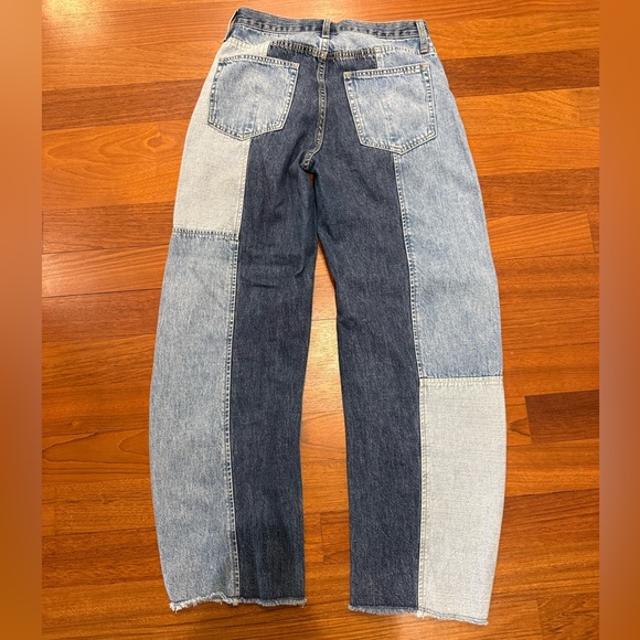 GAP High Rise Barrel Jeans In Patchwork - Picture 4 of 5